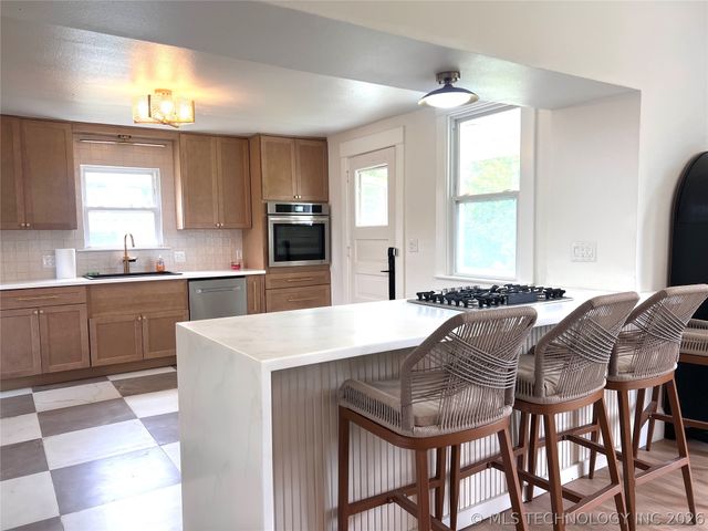 70 E Washington Avenue, Krebs, OK 74554