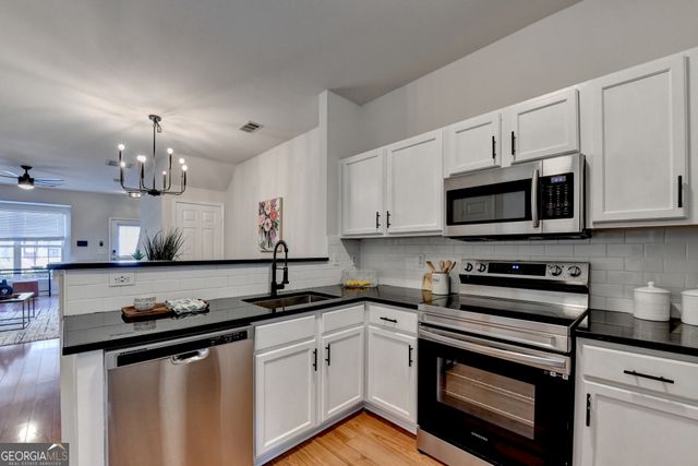 256 Paden Cove Trail, Lawrenceville, GA 30044