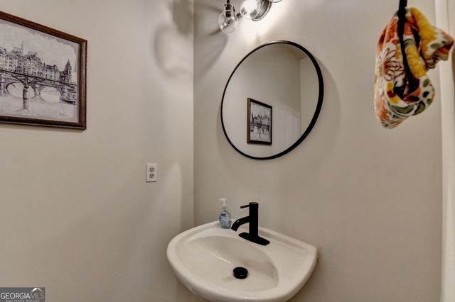 256 Paden Cove Trail, Lawrenceville, GA 30044