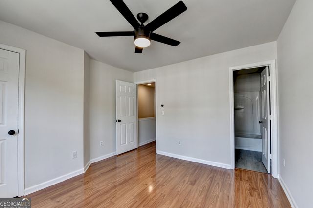 256 Paden Cove Trail, Lawrenceville, GA 30044