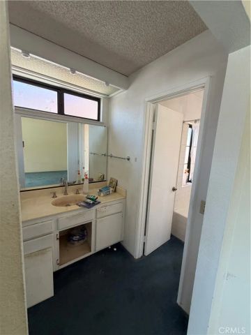 18 Clover Hill Lane 115, Laguna Hills, CA 92653