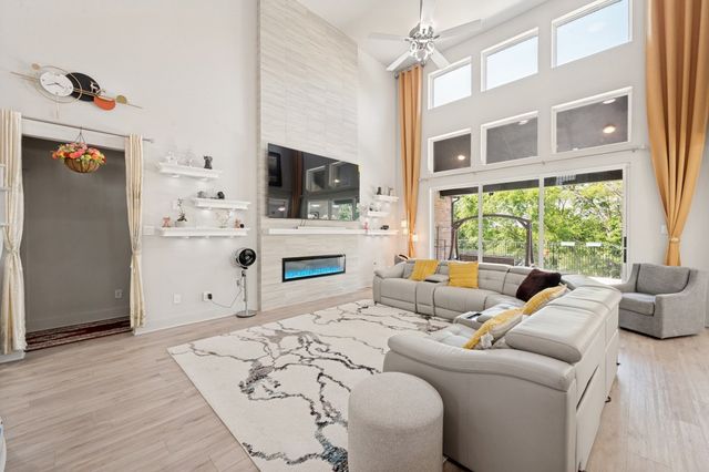 556 Wickerdale Way Way, Little Elm, TX 75068