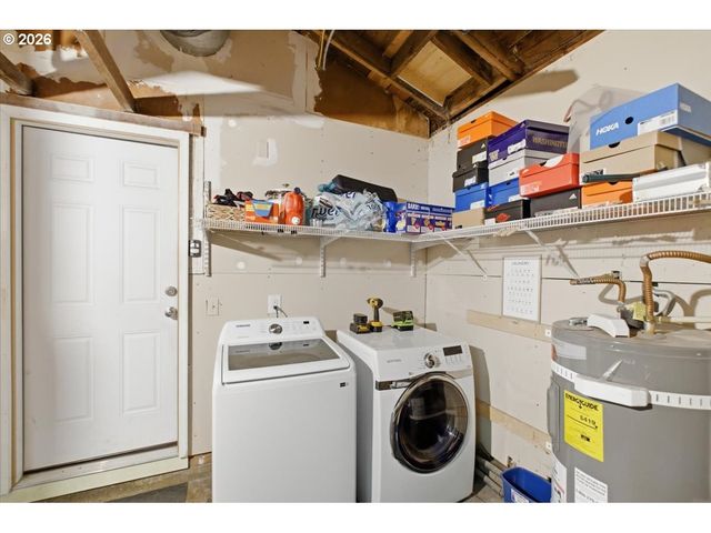 18121 Se LINCOLN St, Portland, OR 97233