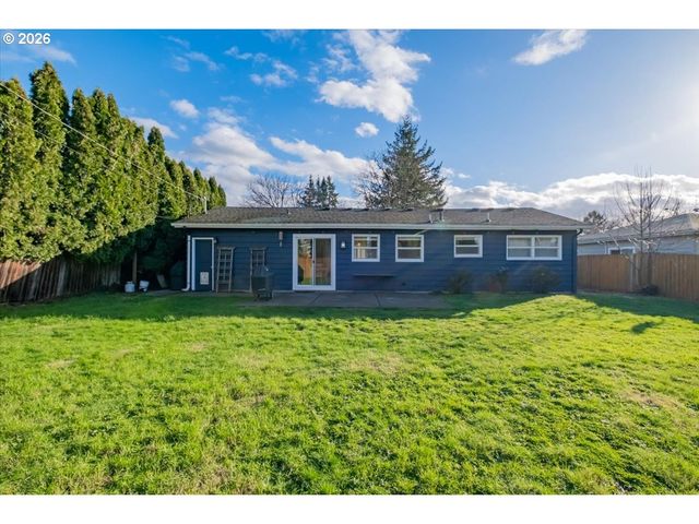 18121 Se LINCOLN St, Portland, OR 97233