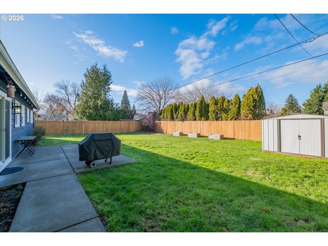 18121 Se LINCOLN St, Portland, OR 97233