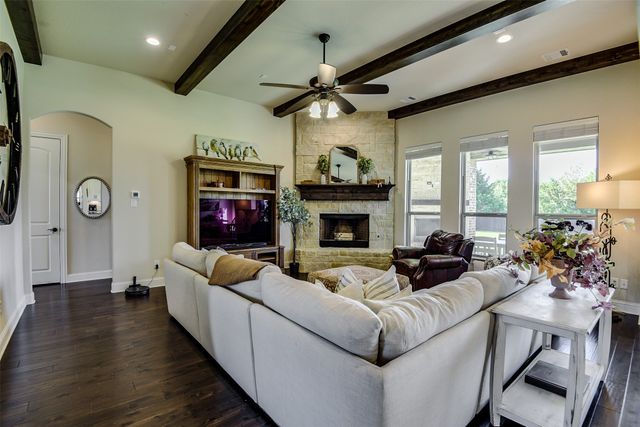 7820 Marks Drive, Waxahachie, TX 75167