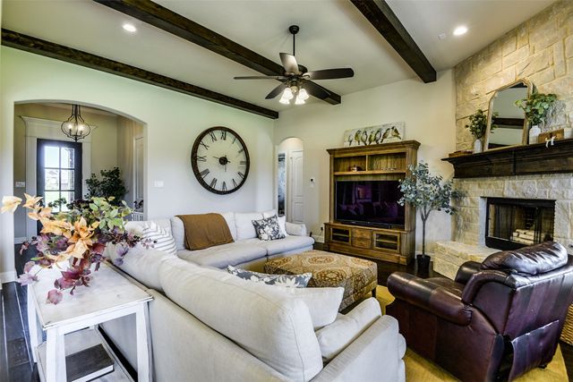7820 Marks Drive, Waxahachie, TX 75167