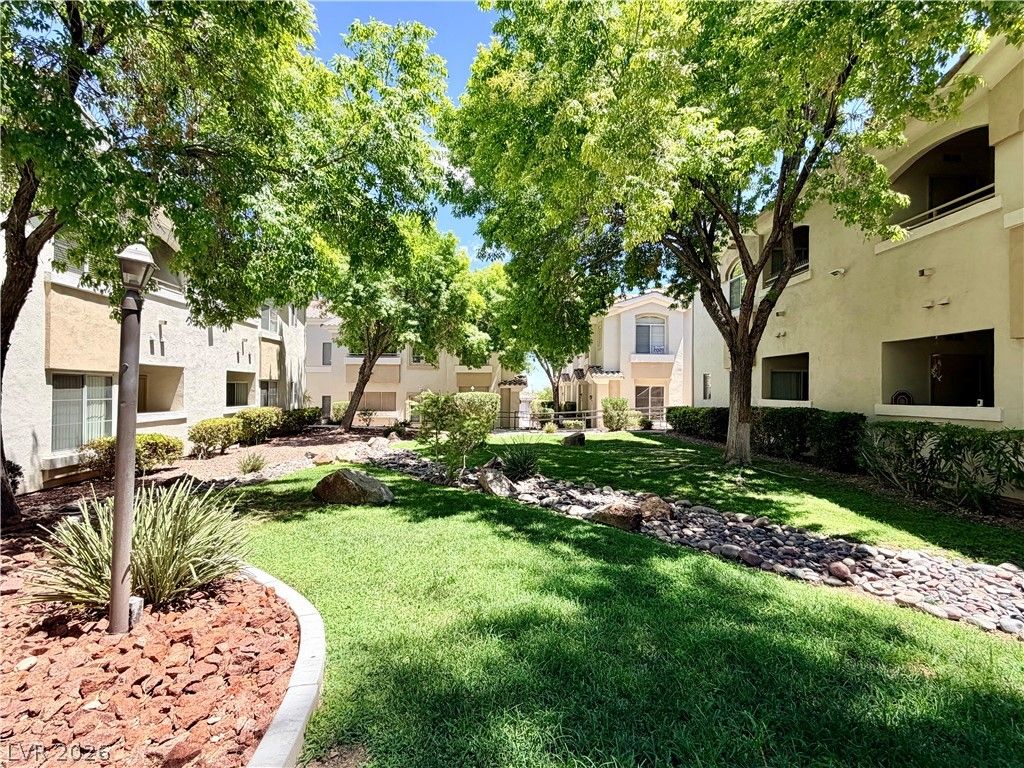 1420 Red Crest Lane 203, Las Vegas, NV 89144 — photo 2