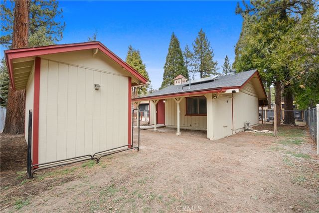 1016 Anita Avenue, Big Bear City, CA 92314