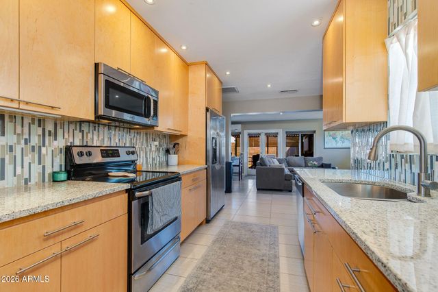 3133 N 21ST Street, Phoenix, AZ 85016