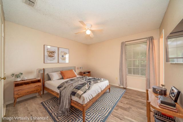 805 Chris Dr, Longview, TX 75605
