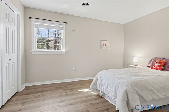 5604 Fiddlers Ridge Ln, Midlothian, VA 23112