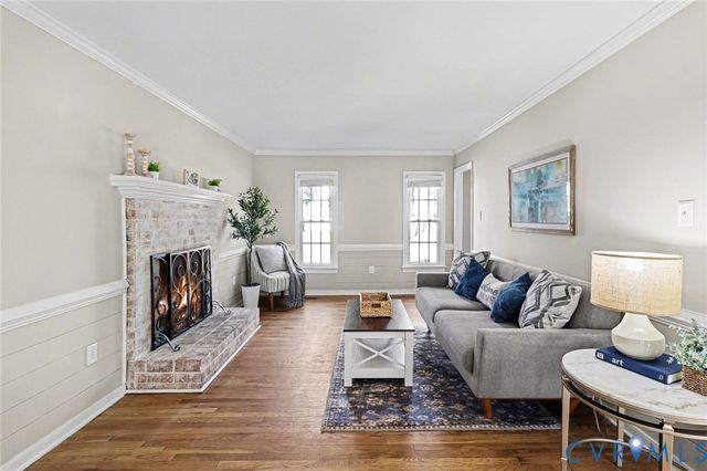 5604 Fiddlers Ridge Ln, Midlothian, VA 23112