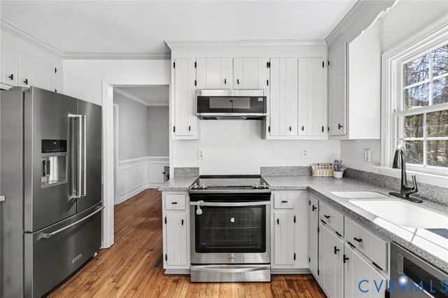 5604 Fiddlers Ridge Ln, Midlothian, VA 23112