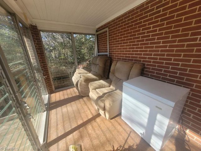 420 Linville Road, Kernersville, NC 27284