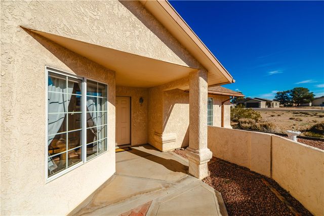 7767 E Oxbow Drive, Kingman, AZ 86401