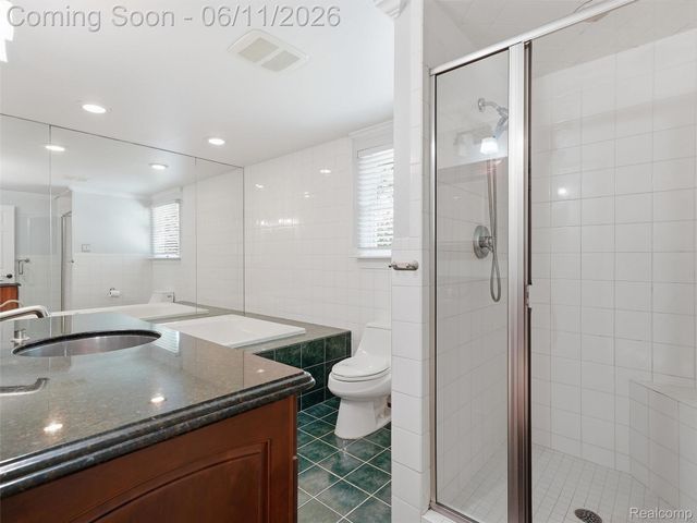4133 Berkshire Road, Royal Oak, MI 48073
