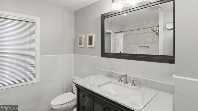 11057 POWDER HORN DR, Rockville, MD 20854