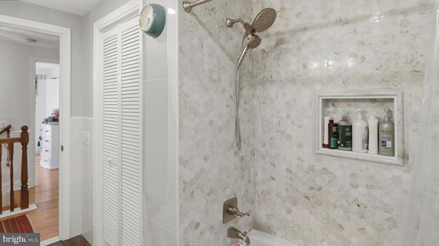 11057 POWDER HORN DR, Rockville, MD 20854