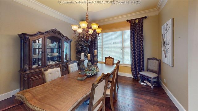 8004 Southridge Way, Hurricane, WV 25526