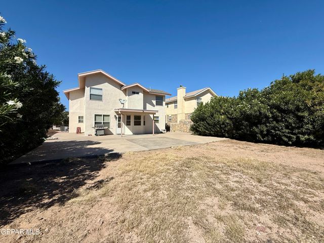 7404 LUZ DE LUMBRE Avenue, El Paso, TX 79912