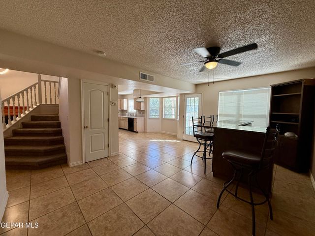 7404 LUZ DE LUMBRE Avenue, El Paso, TX 79912