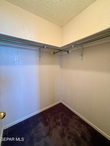 7404 LUZ DE LUMBRE Avenue, El Paso, TX 79912