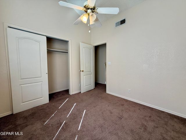 7404 LUZ DE LUMBRE Avenue, El Paso, TX 79912