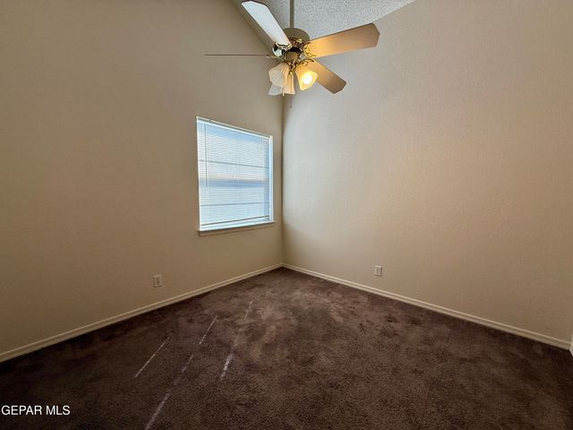 7404 LUZ DE LUMBRE Avenue, El Paso, TX 79912