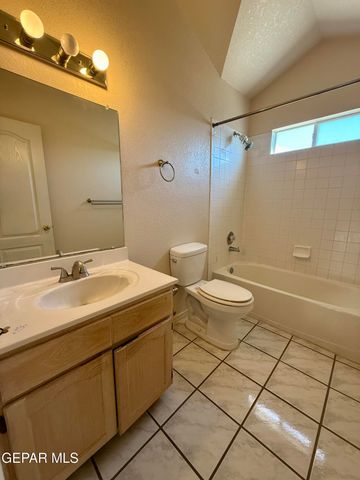 7404 LUZ DE LUMBRE Avenue, El Paso, TX 79912