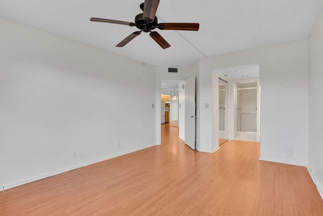 1705 Andros Isle J2, Coconut Creek, FL 33066