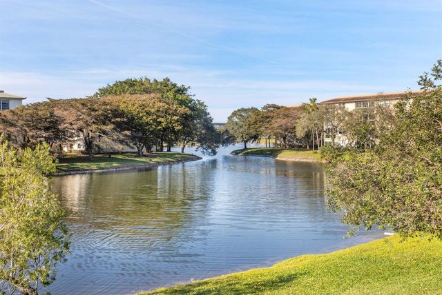 1705 Andros Isle J2, Coconut Creek, FL 33066