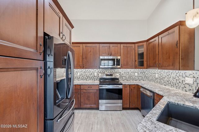 3752 S Fighting Falcon Drive, Tucson, AZ 85730