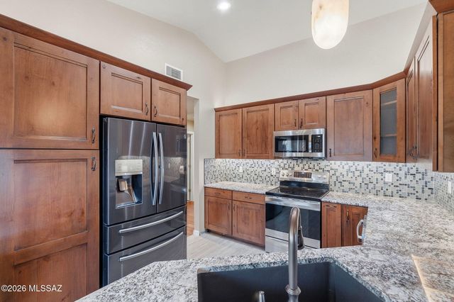 3752 S Fighting Falcon Drive, Tucson, AZ 85730