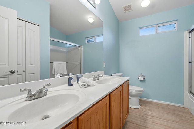 3752 S Fighting Falcon Drive, Tucson, AZ 85730