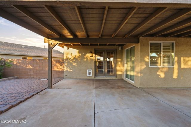 3752 S Fighting Falcon Drive, Tucson, AZ 85730