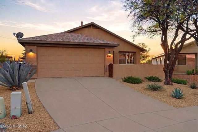 3752 S Fighting Falcon Drive, Tucson, AZ 85730