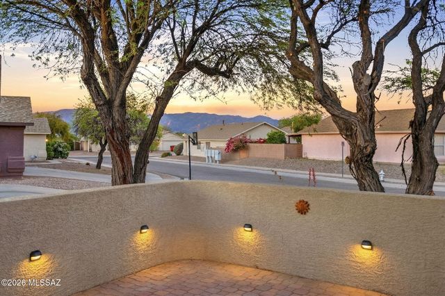 3752 S Fighting Falcon Drive, Tucson, AZ 85730