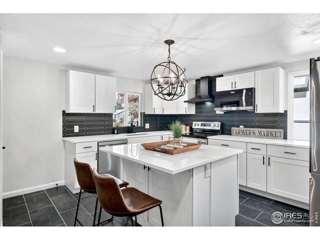 659 Colorado Ave, Loveland, CO 80537