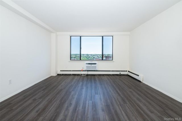 7 Lake Street 4-G, White Plains, NY 10603