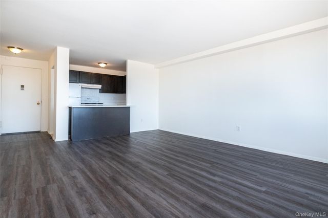 7 Lake Street 4-G, White Plains, NY 10603