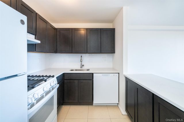 7 Lake Street 4-G, White Plains, NY 10603