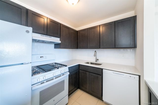 7 Lake Street 4-G, White Plains, NY 10603