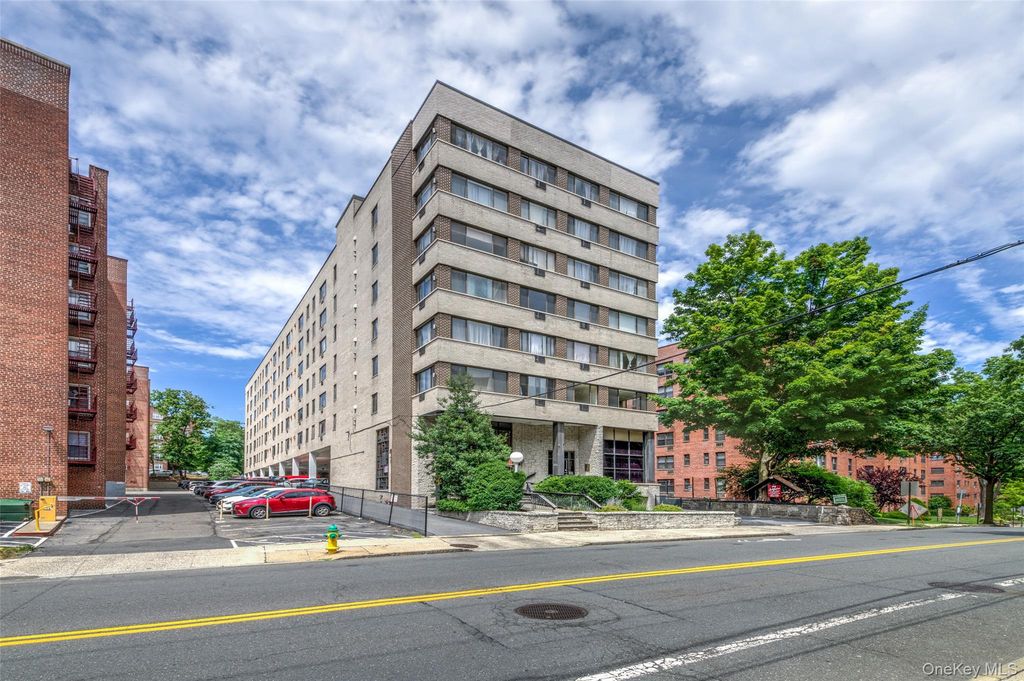 7 Lake Street 4-G, White Plains, NY 10603