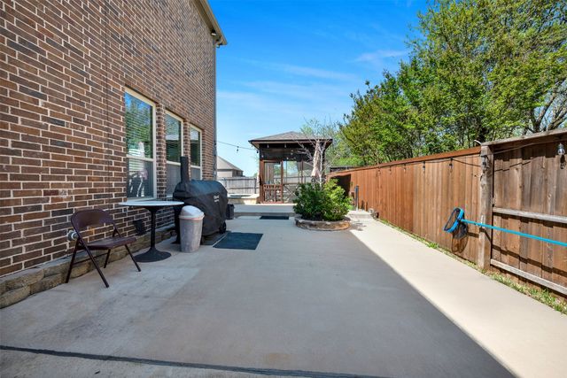 3925 Martha Avenue, Sachse, TX 75048