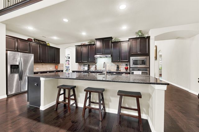 3925 Martha Avenue, Sachse, TX 75048