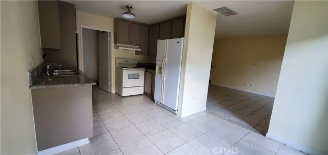 5428 E Snow Wood Circle 82, Anaheim, CA 92807