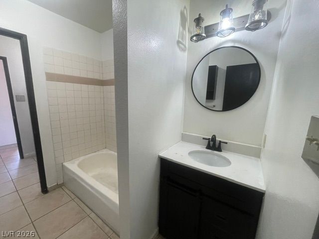 7016 Hurricane Way A, Las Vegas, NV 89145