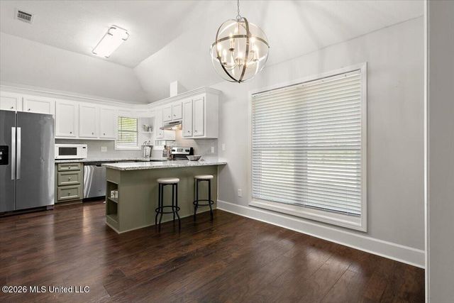 559 Spring Hill Drive, Madison, MS 39110