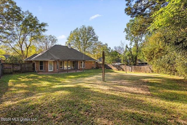 559 Spring Hill Drive, Madison, MS 39110
